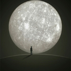 白丝裸体美女被坏人挠b
